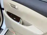Фото 26 - Lexus ES