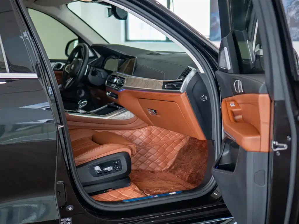 BMW X7 2022 xDrive40i Executive M Sport Package фото 21