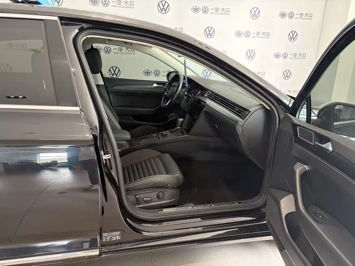 Volkswagen Magotan 2020 330TSI DSG Leading фото 7