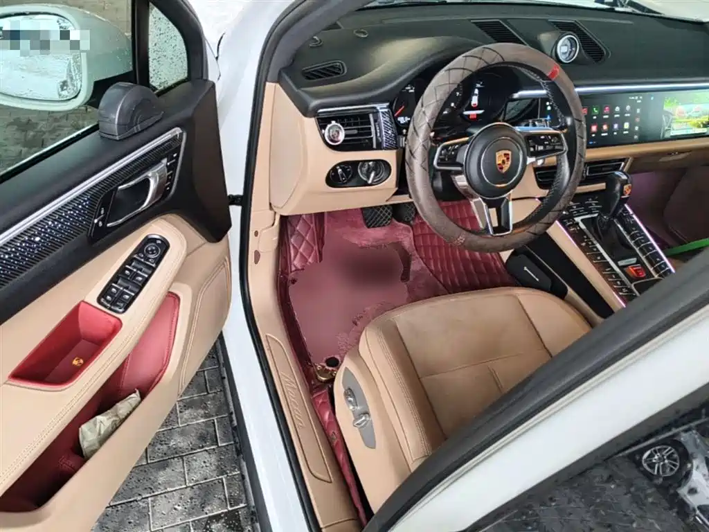 Porsche Macan 2018 Macan 2.0T фото 23