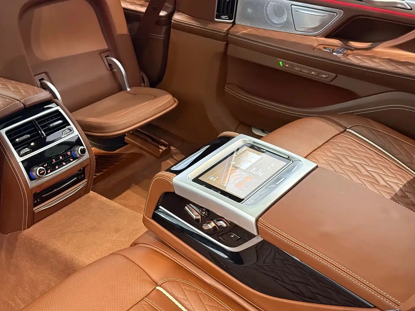 BMW 7 Series 2021 Model 740Li xDrive Executive M Sport Package фото 11