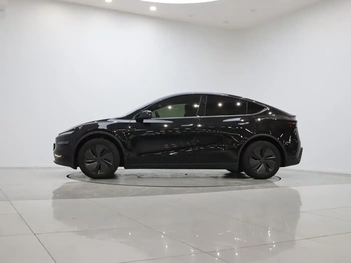 Tesla Model Y 2026 2026 Long Range Rear-Wheel Drive
