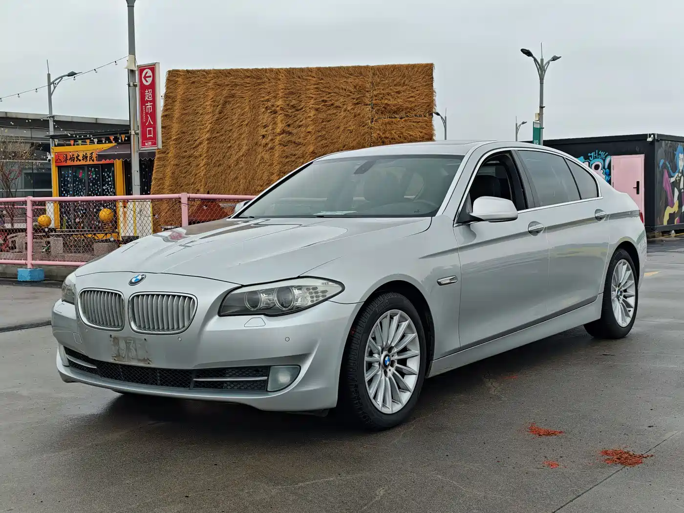 BMW 5 Series 2012 535Li Leadership фото 3