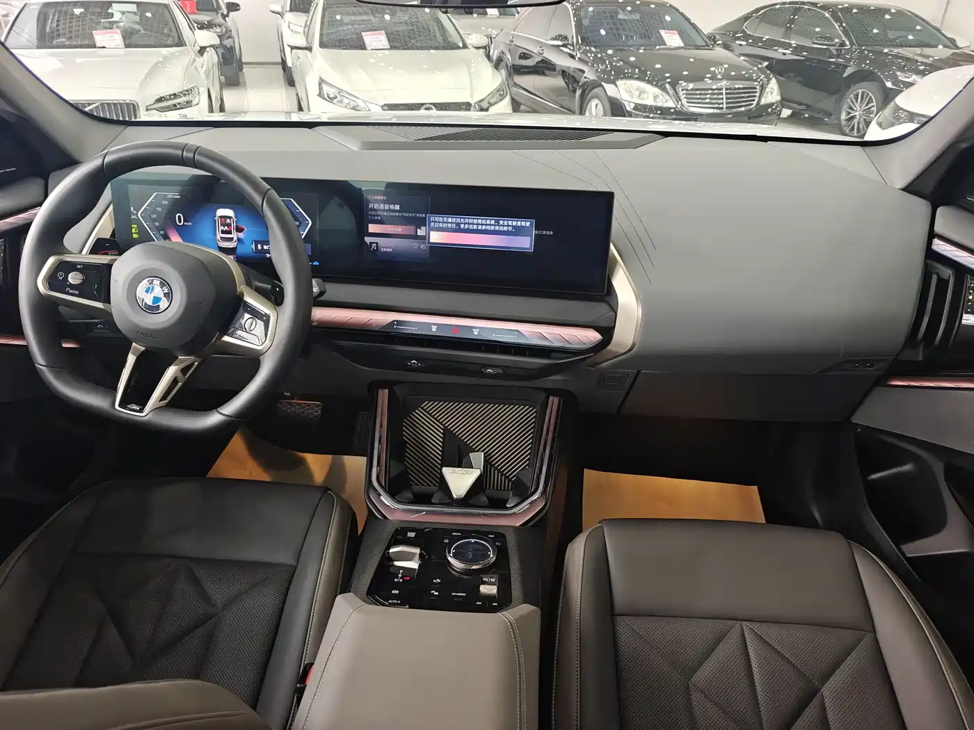 BMW X3 2025 xDrive30L Leading M Sport Package фото 11