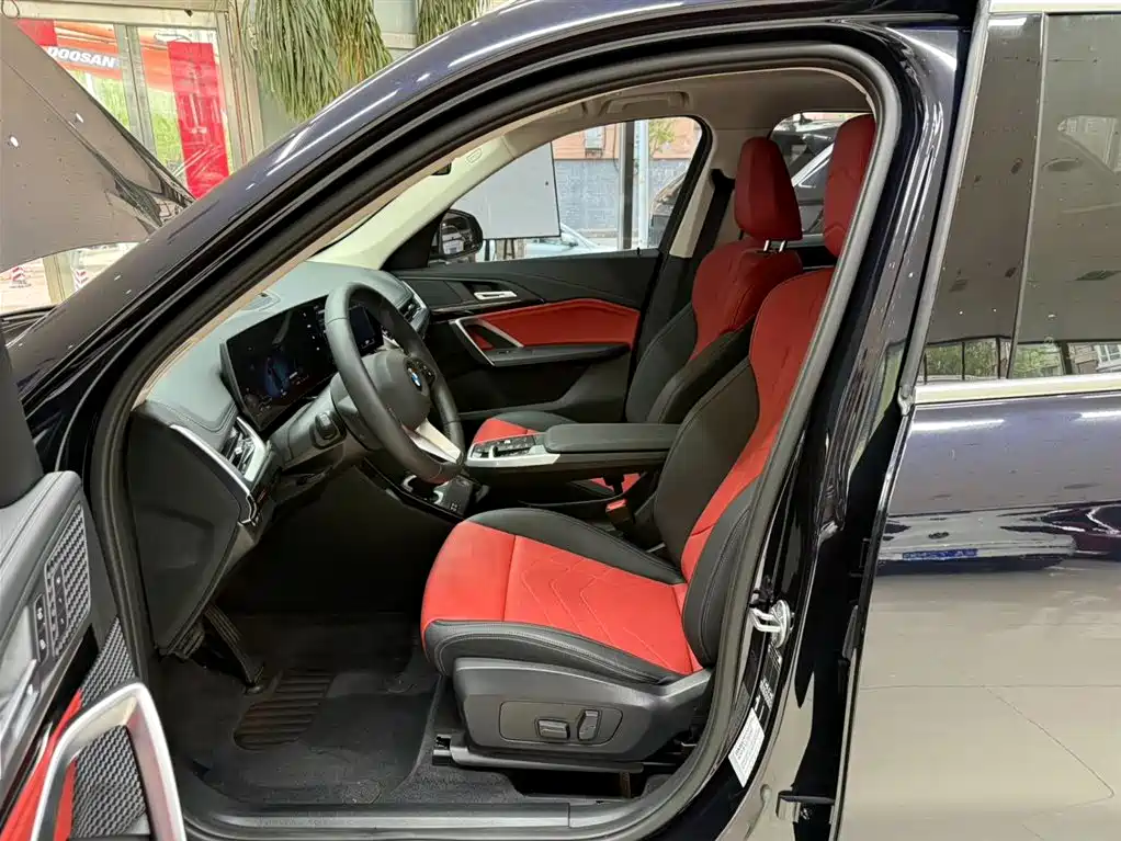 BMW X1 2023 sDrive20Li X Design Package фото 13