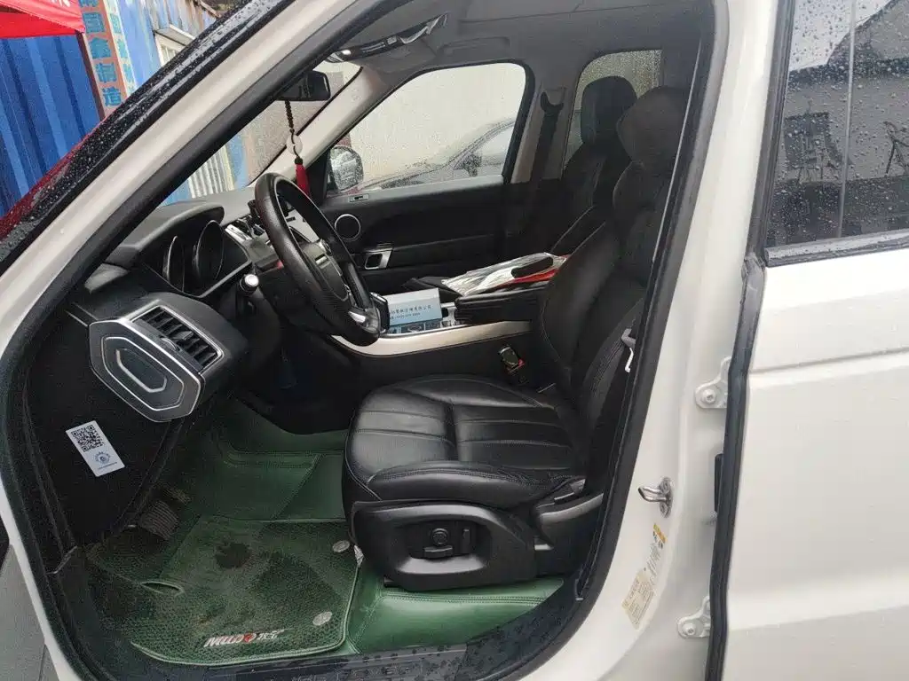 Фото 8 - Land Rover Range Rover Sport