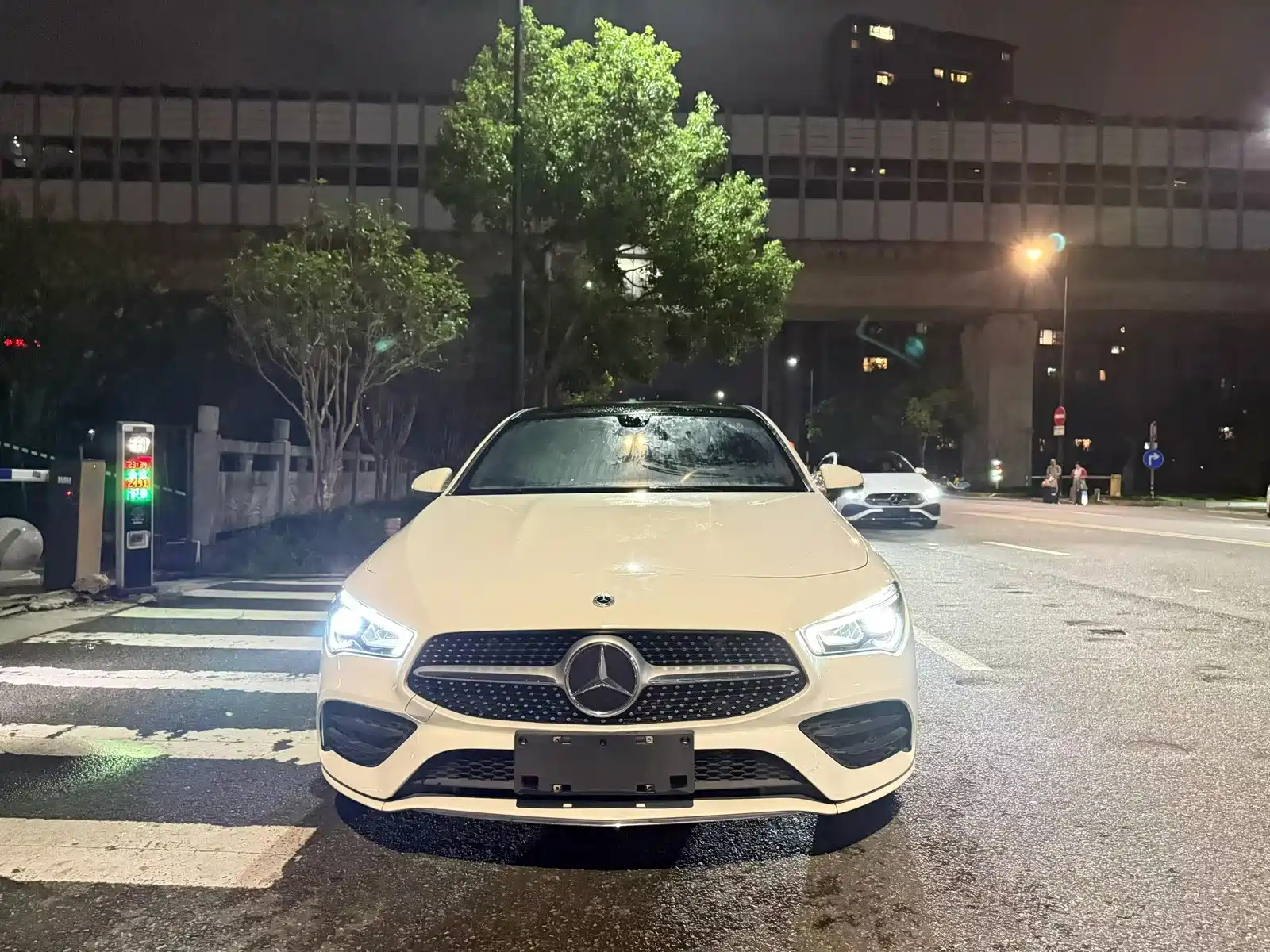 صورة 1 - Mercedes-Benz CLA (Import)