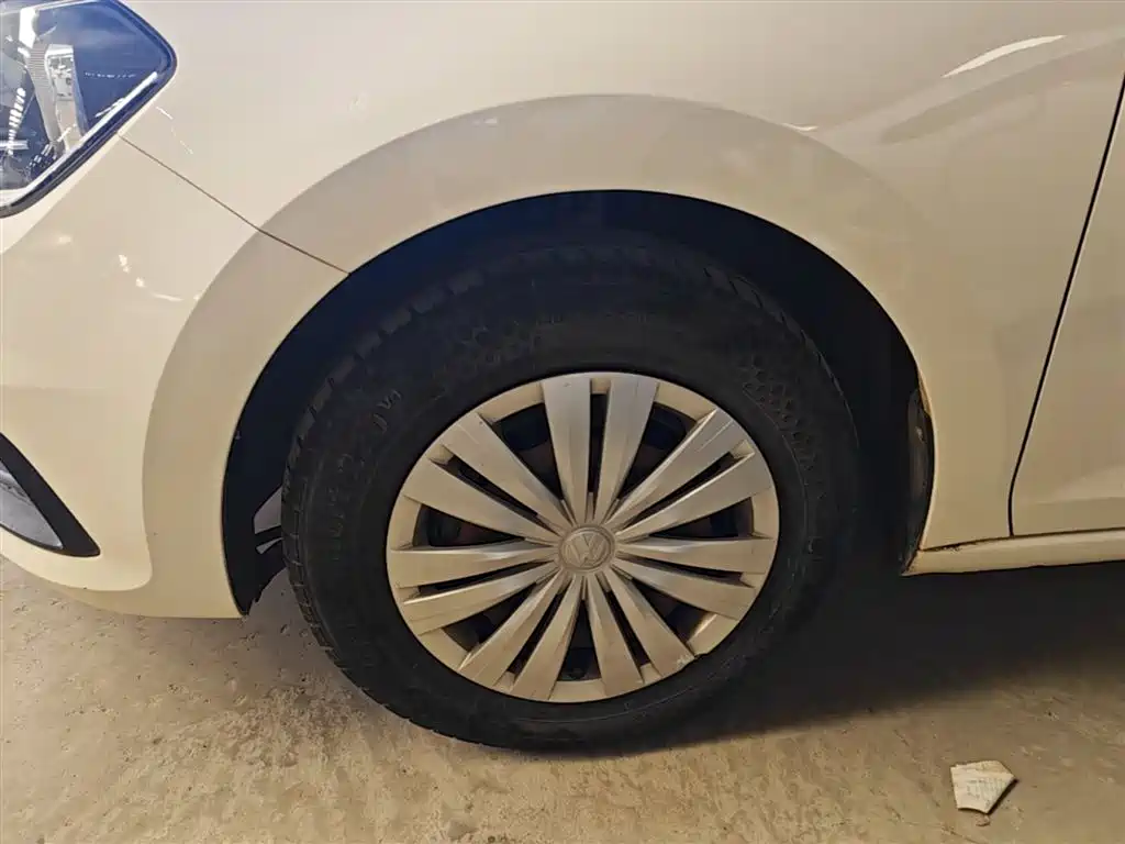 Volkswagen Santana 2016 1.6L Manual Trend Edition фото 23