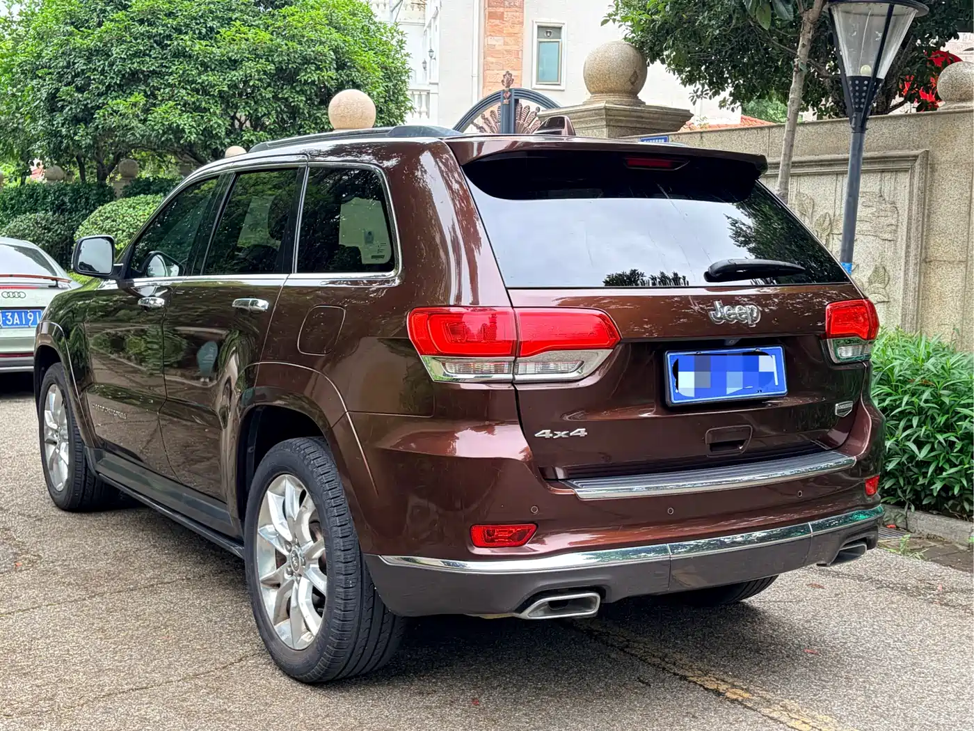 Фото 5 - Jeep Grand Cherokee (Import)