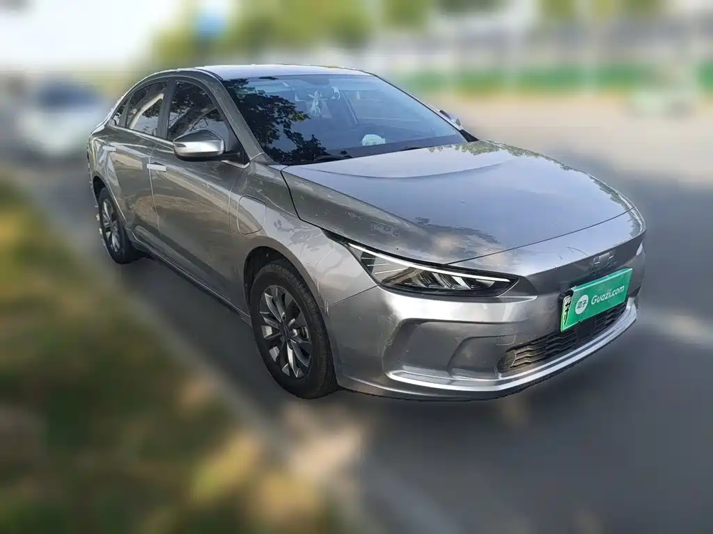 Фото 25 - Geely Geometry A