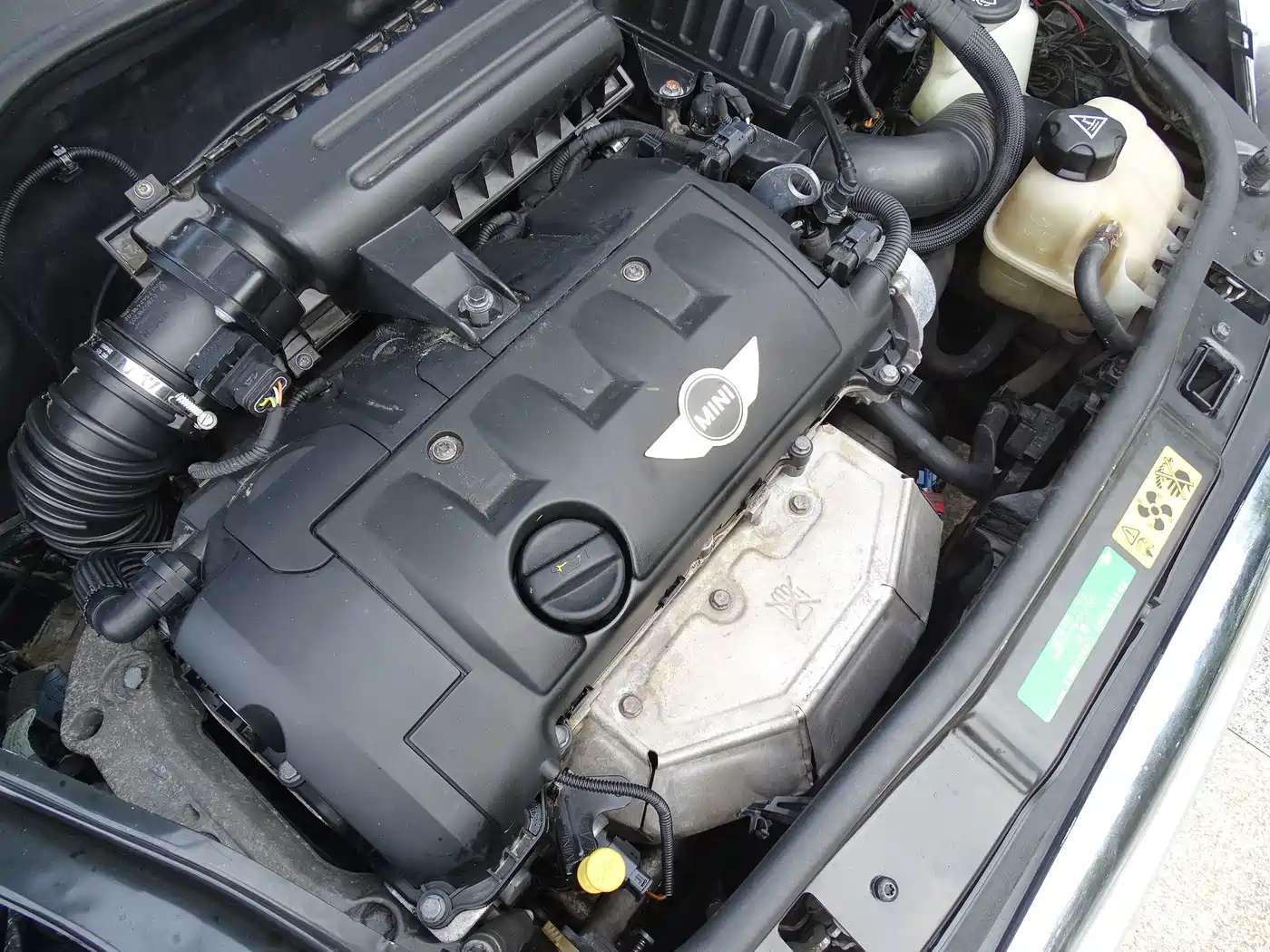 MINI CLUBMAN 2010 2010 1.6L COOPER Cheer