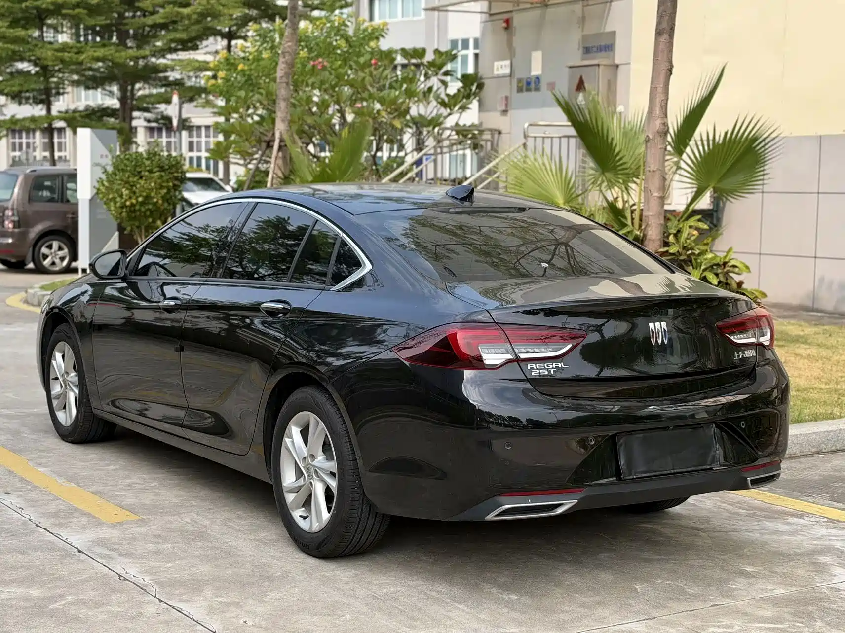 صورة 3 - Buick Regal