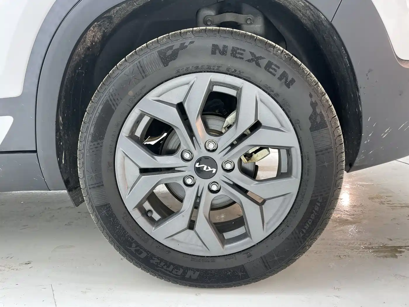 Kia Seltos 2023 1.5L CVT Luxury Edition фото 25