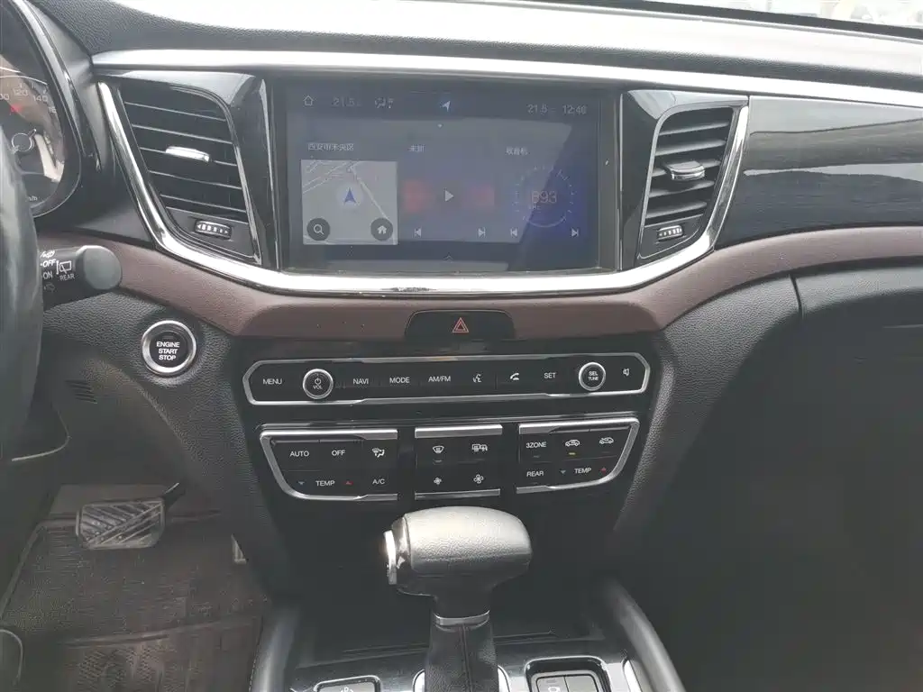 GAC Trumpchi Trumpchi GS8 2017 320T 2WD Luxury Smart Connect (7-seater) фото 13