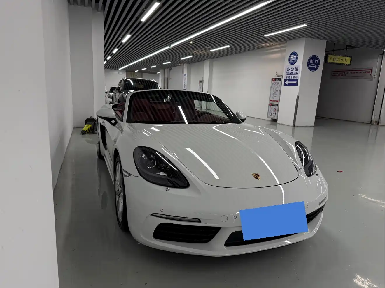Porsche 718 2020 Boxster 2.0T фото 3