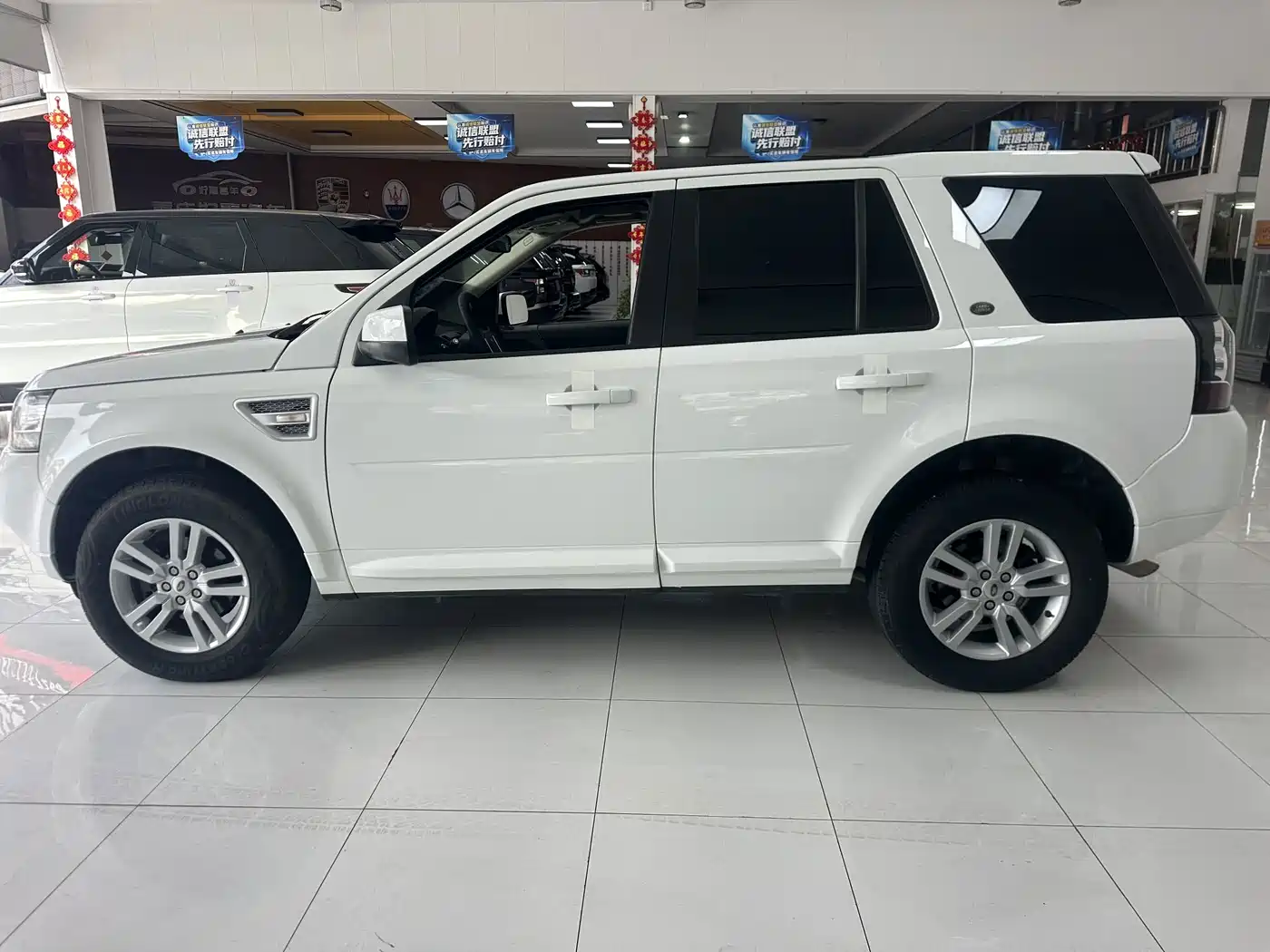 Land Rover Freelander 2 2014 2013 2.2T SD4 SE Diesel Version