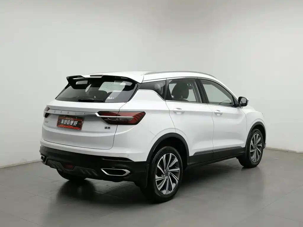 Фото 2 - Geely Coolray