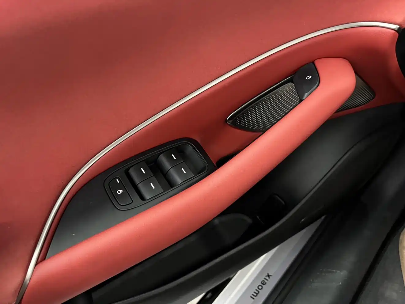 XIAOMI CAR XIAOMI SU7