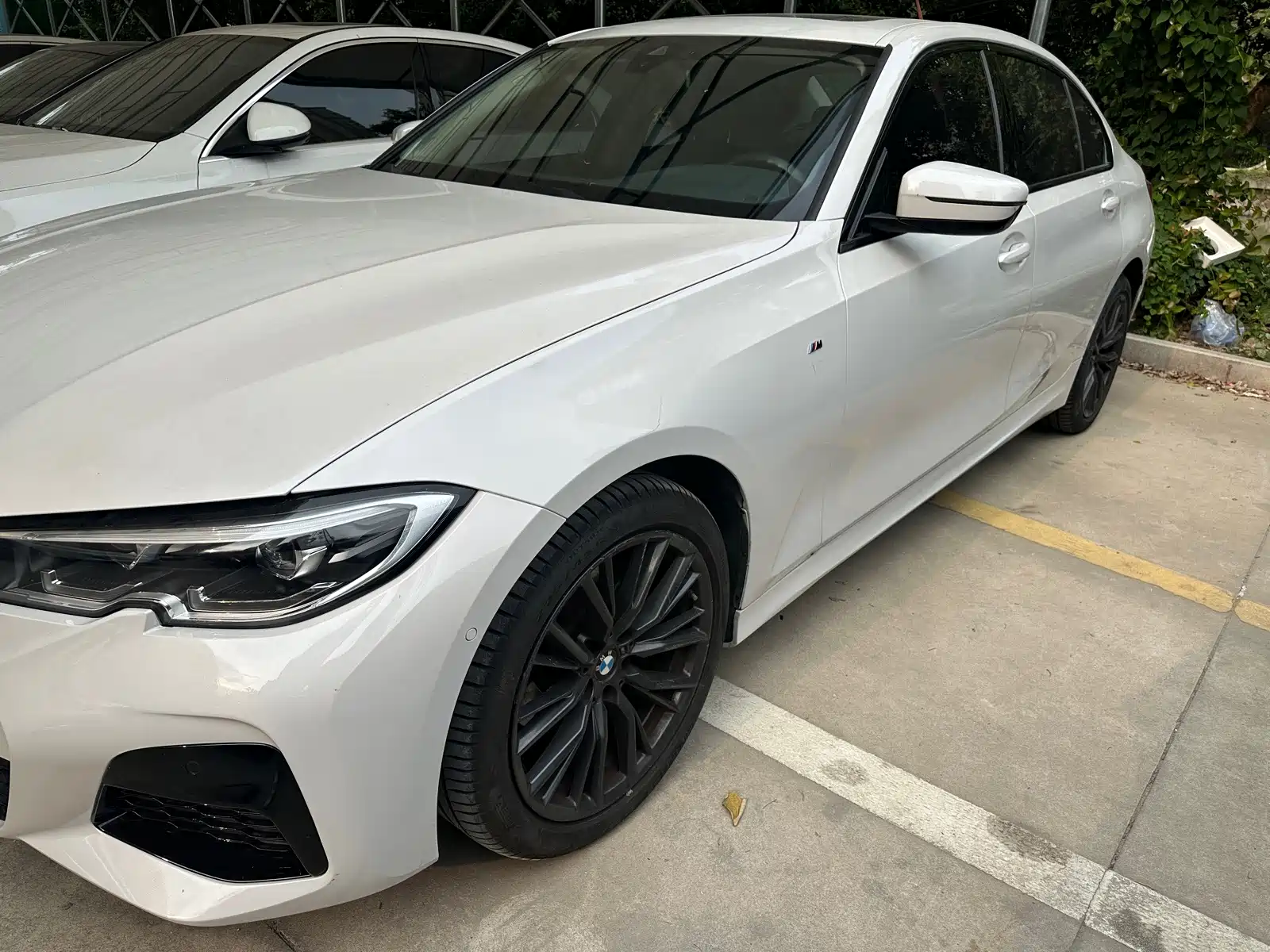 Photo 4 - BMW 3 Series