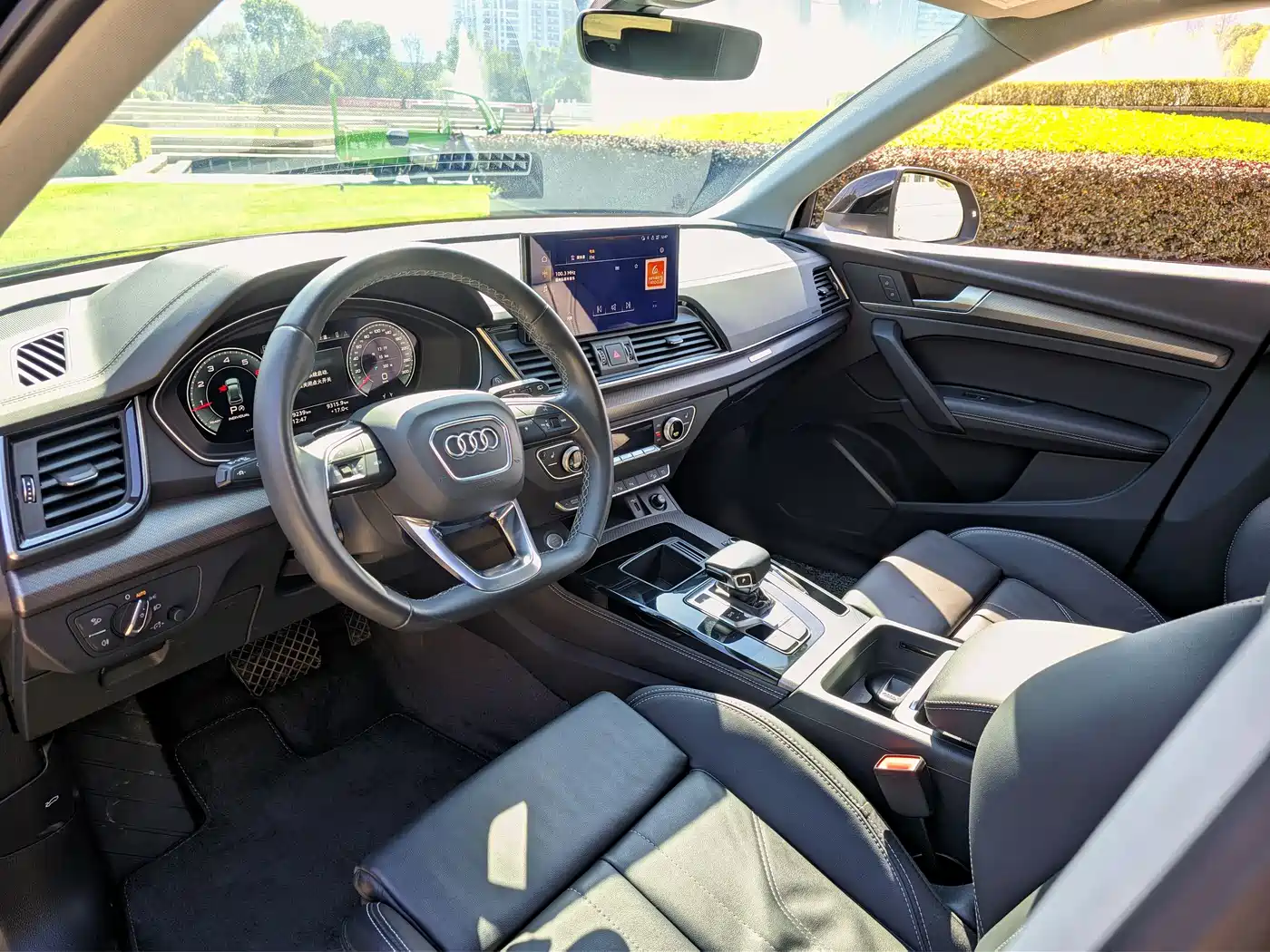 Audi Q5L 2022 45T Luxury Dynamic фото 4