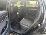 Фото 5 - Geely Monjaro