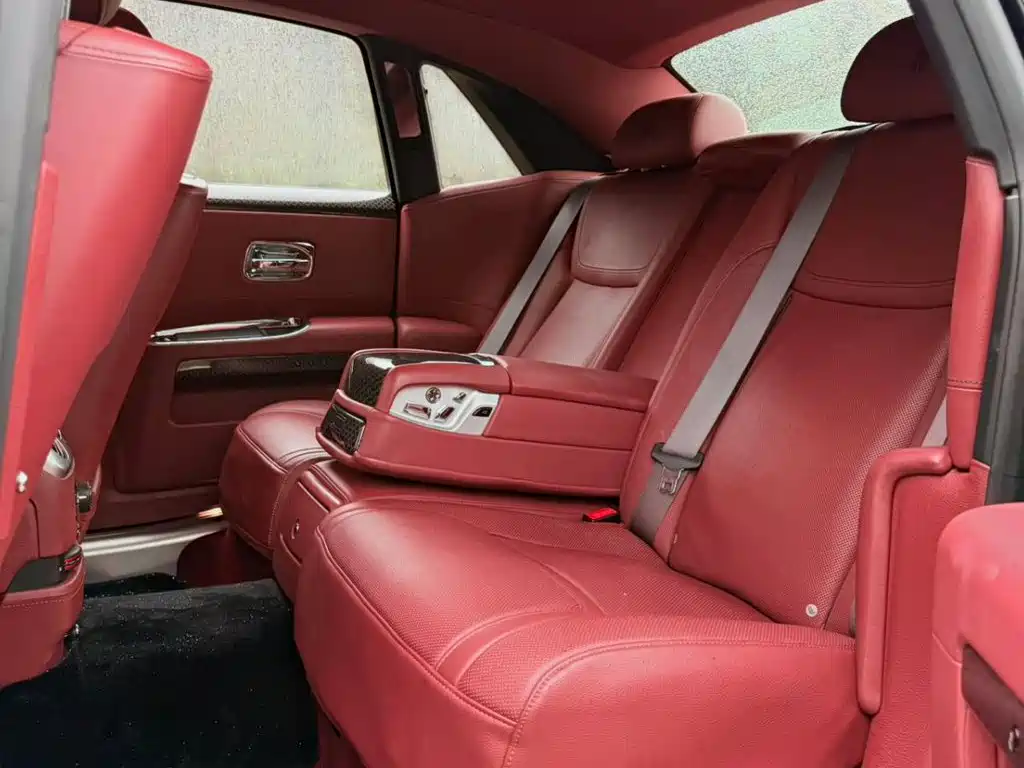 Фото 10 - Rolls-Royce Ghost