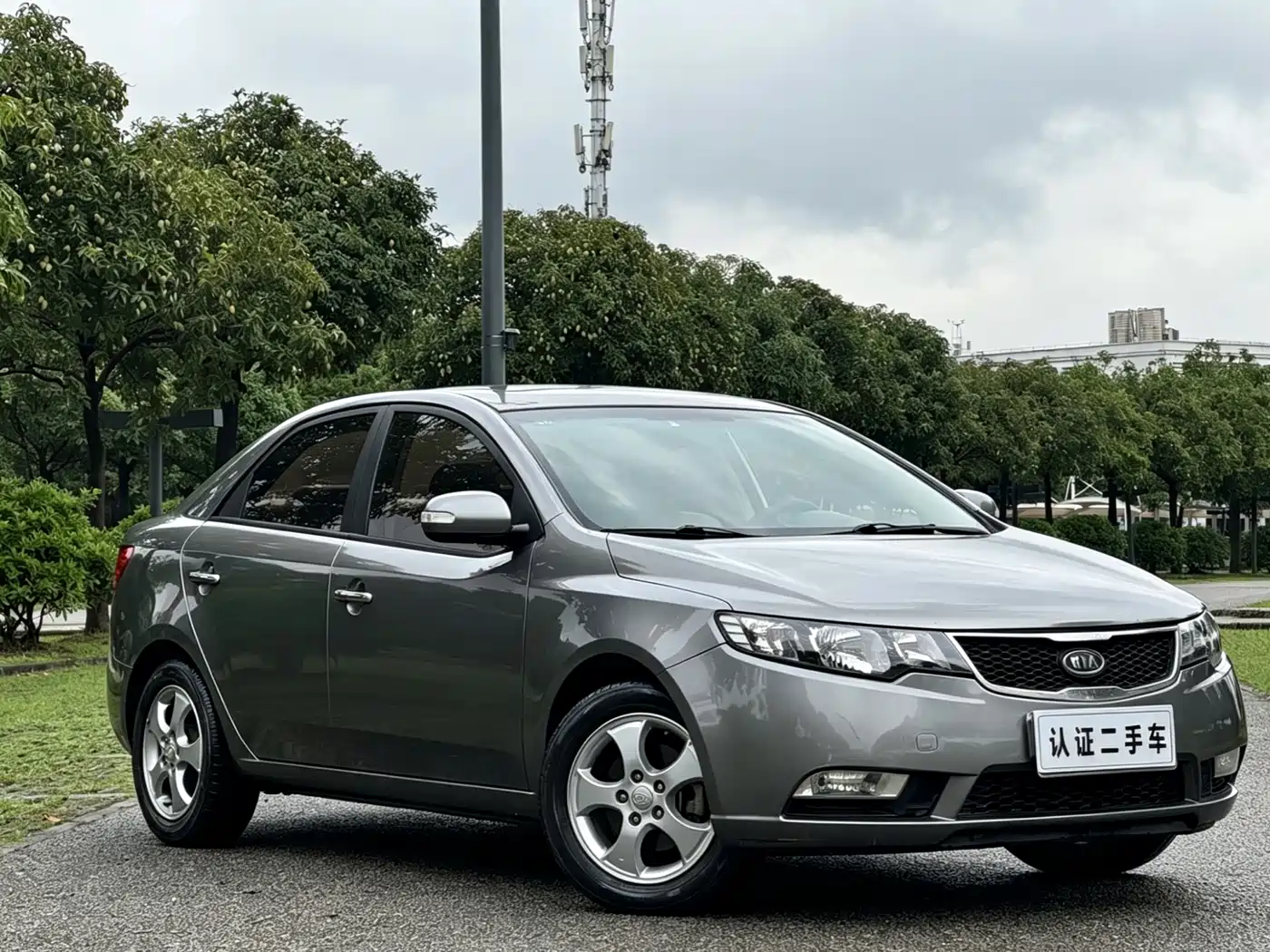 Kia Forte 2009 1.6L AT Premium фото 3