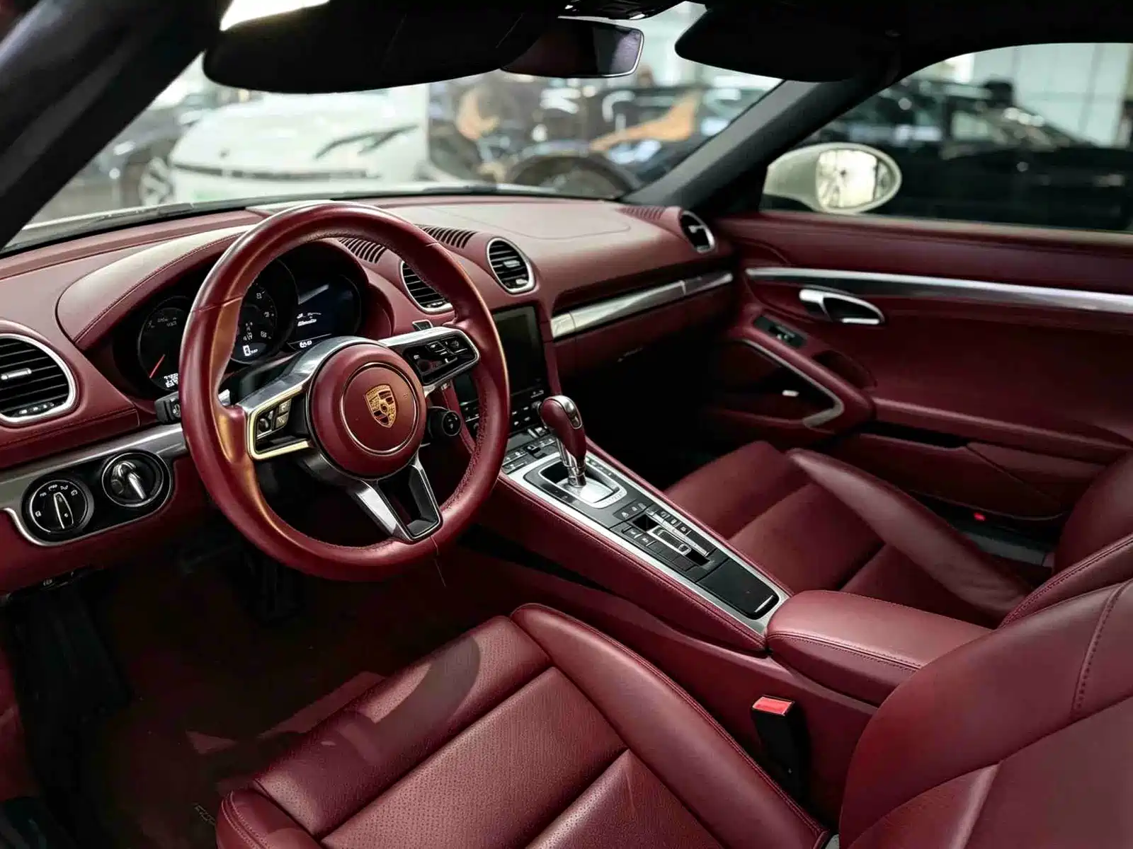 صورة 4 - Porsche 718