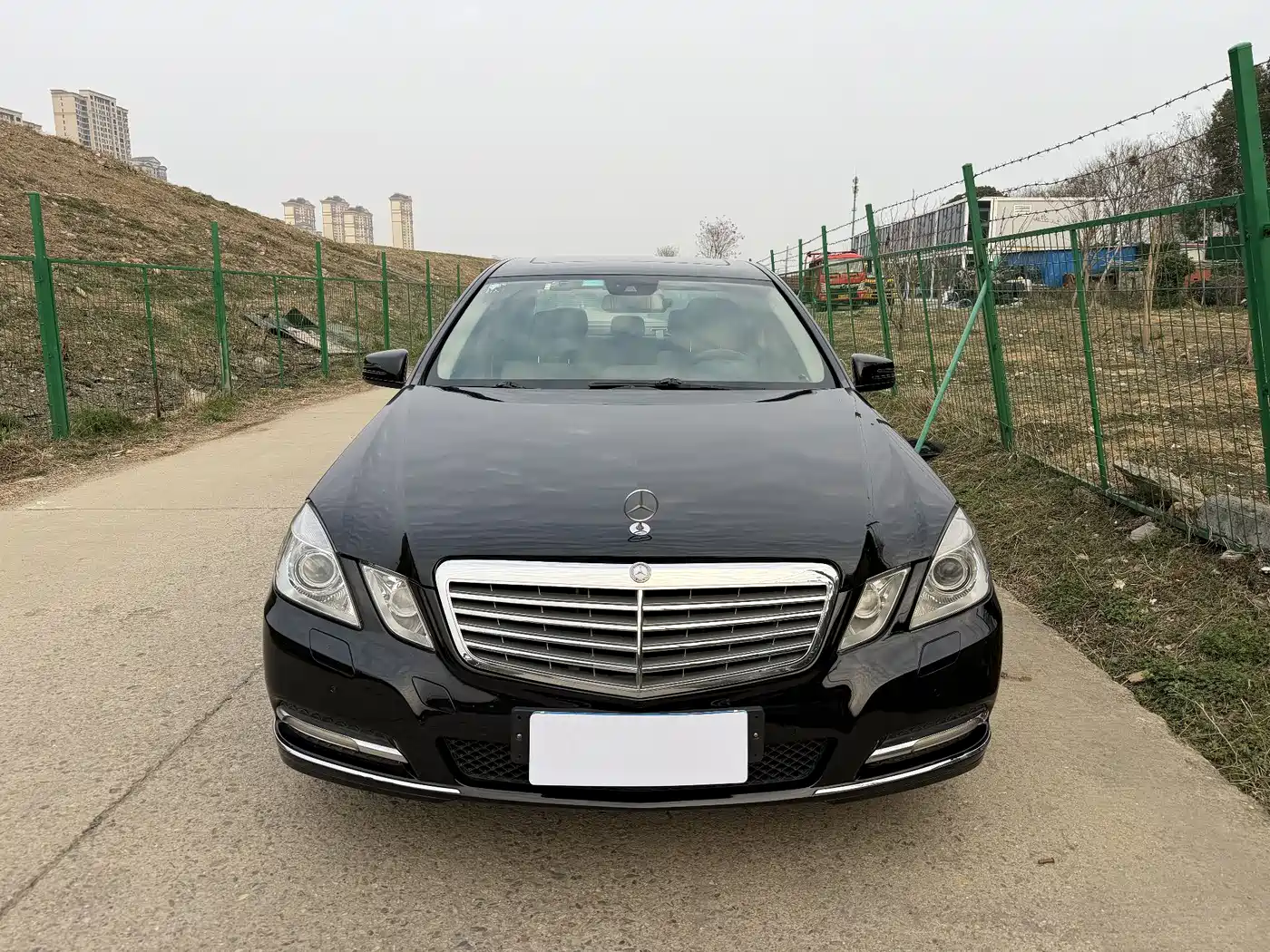 Mercedes-Benz E-Class 2011 E 200 L CGI Elegance фото 2