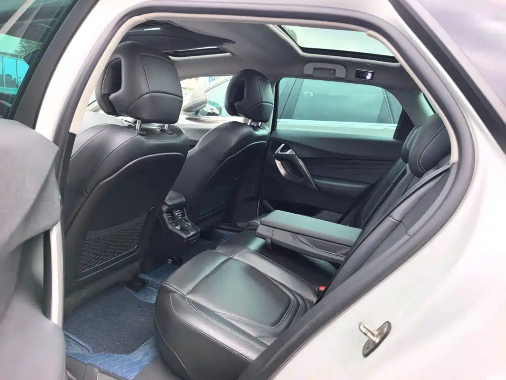 DS 5 2017 2014 1.6T Elegance THP160
