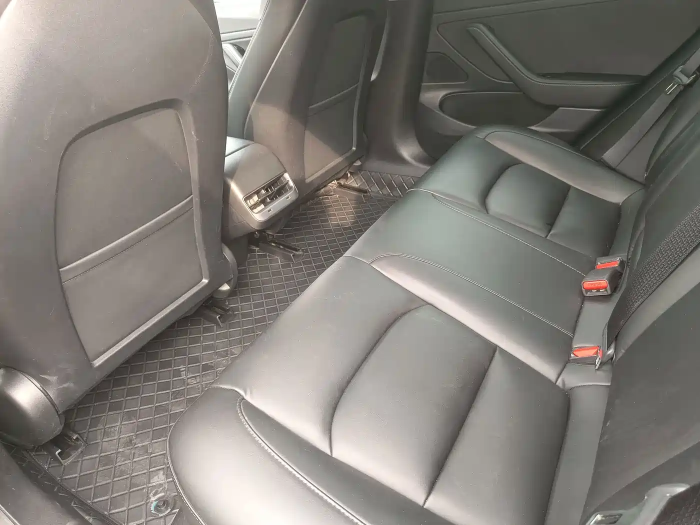 Tesla Model 3 2020 2019 Standard Range Rear-Wheel Drive Upgrade