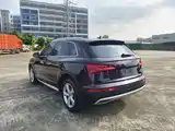 Photo 4 - Audi Q5L