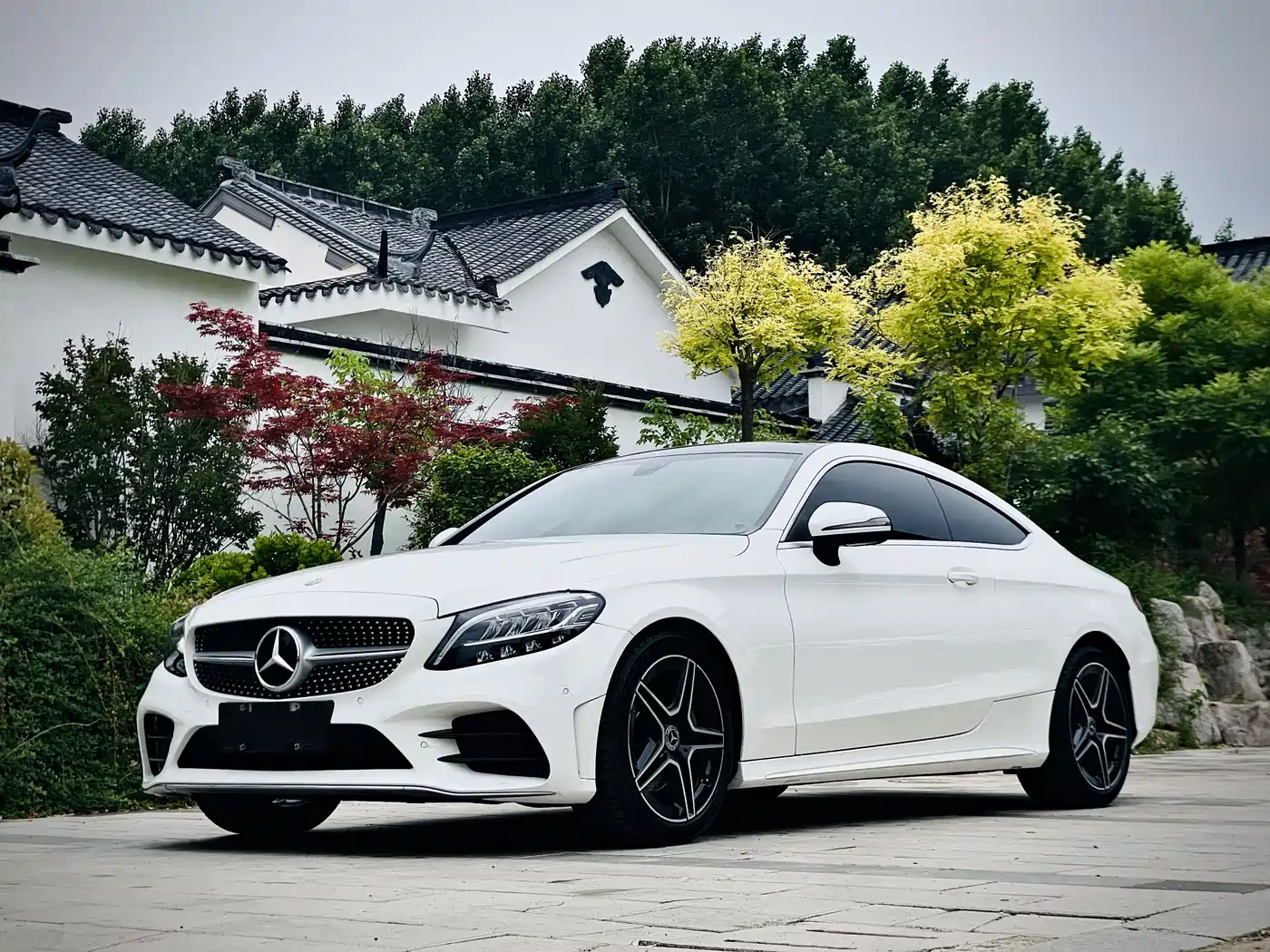 MERCEDES-BENZ CLASS C (IMPORTED)