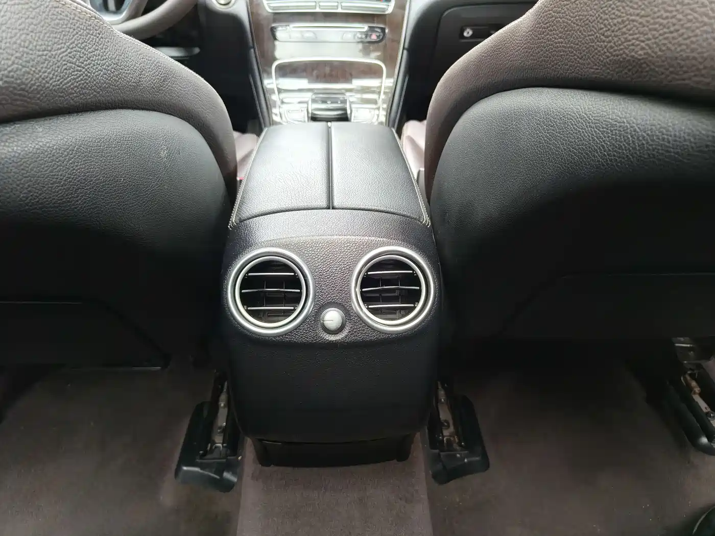 Mercedes-Benz GLC 2017 GLC 260 4MATIC Luxury фото 17