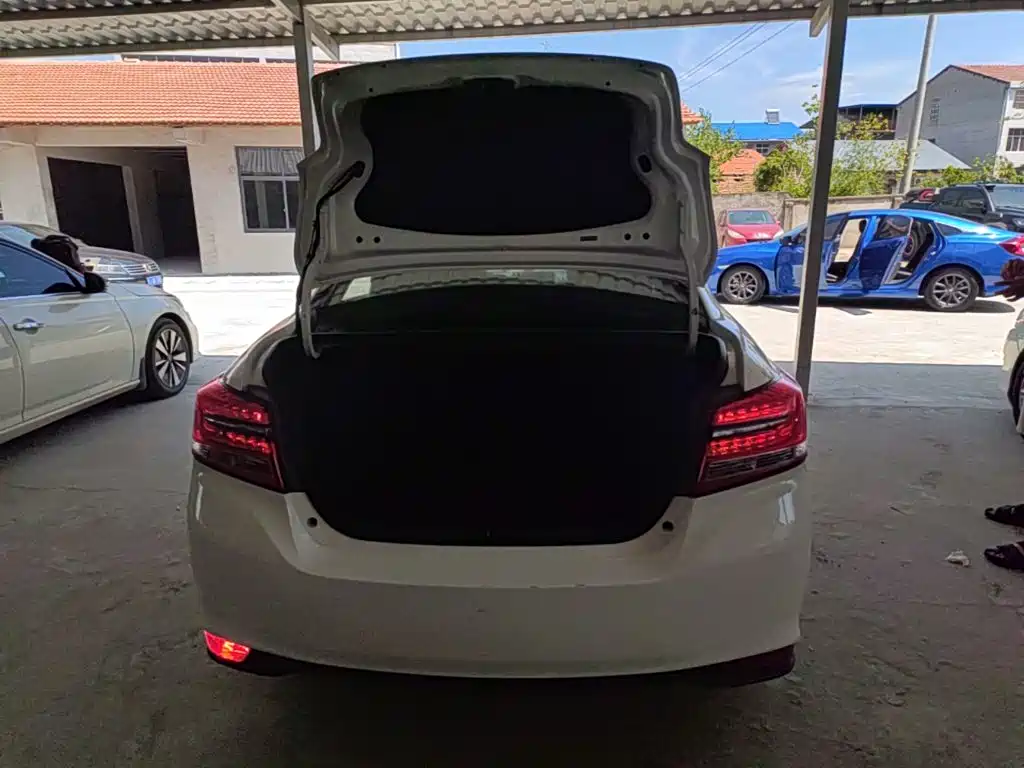Toyota YARiS L Zhi Xiang 2018 2017 1.5E CVT Charming Edition