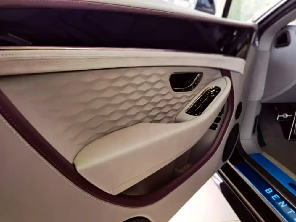 Bentley Continental Plug-in Hybrid 2025 2025 GT Ultimate Edition