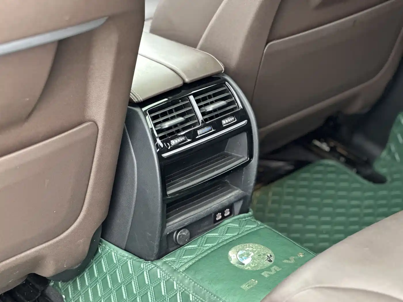 BMW 5 Series New Energy 2020 530Le Range Upgrade Luxury Package фото 11