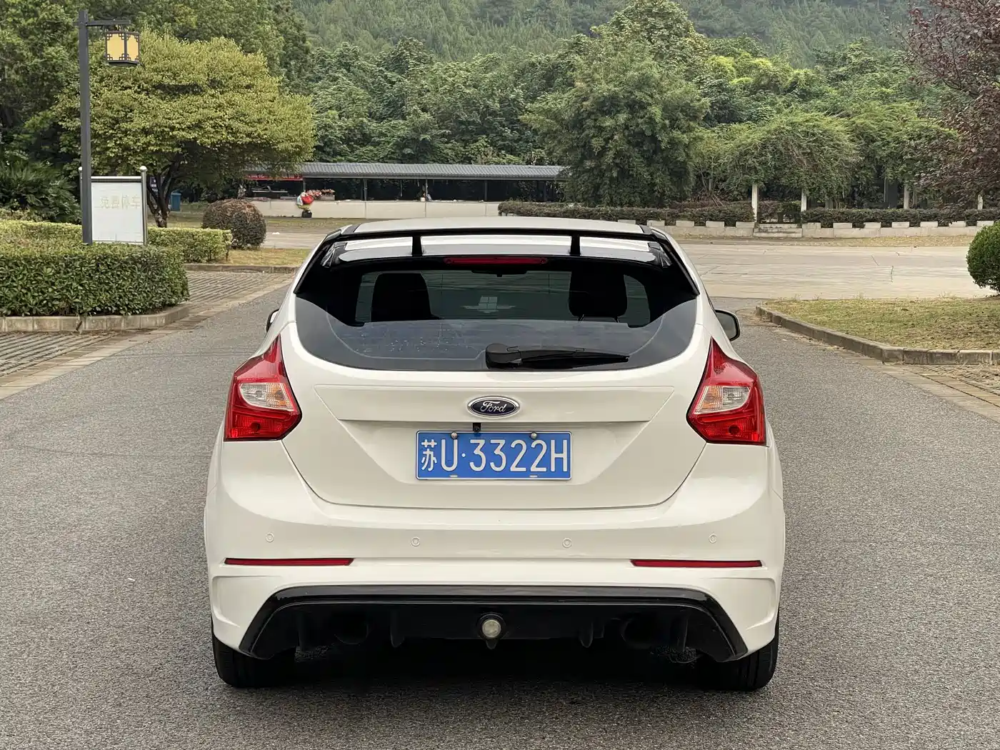 Фото 22 - Ford Focus