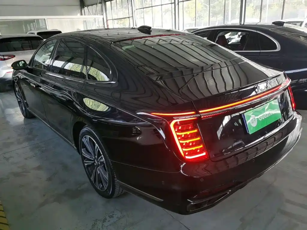 Hongqi H9 2024 2024 2.0T Qi Chang Private Fashion Edition