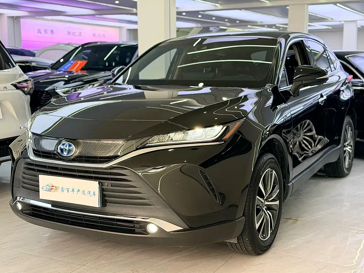 Toyota Lingfang HARRIER 2022 Hybrid 2.5L CVT 2WD Luxury Edition