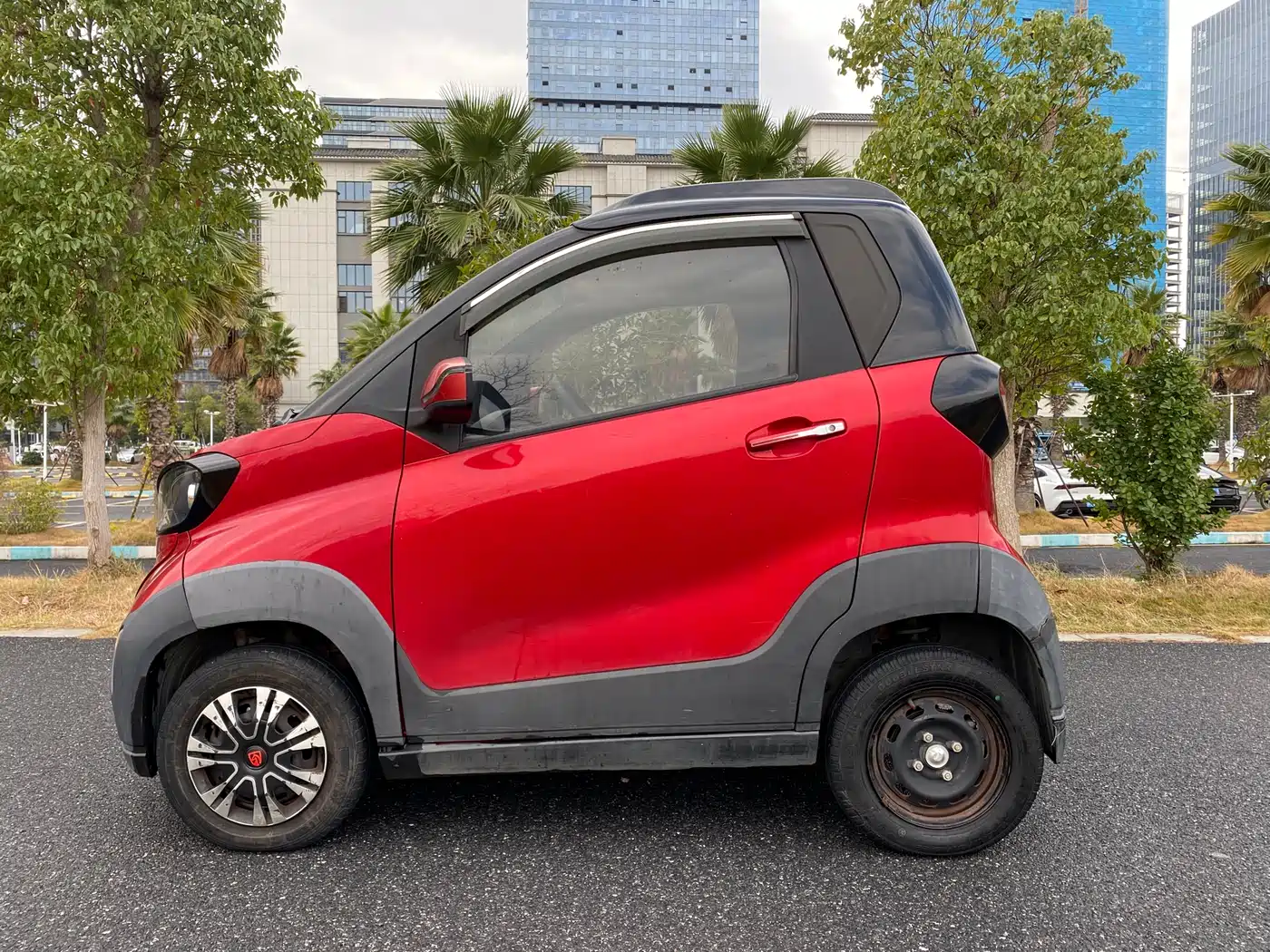 BAOJUN E100