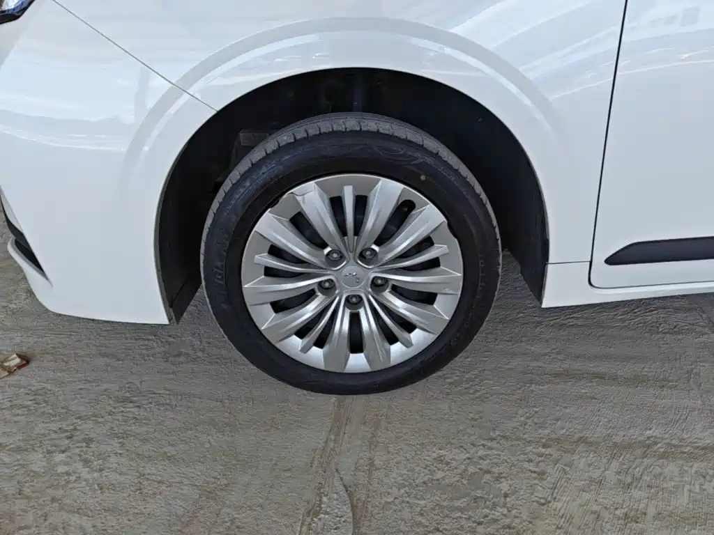 Wuling Motors Wuling Jiachen 2024 2022 1.5L Manual Joy Elite