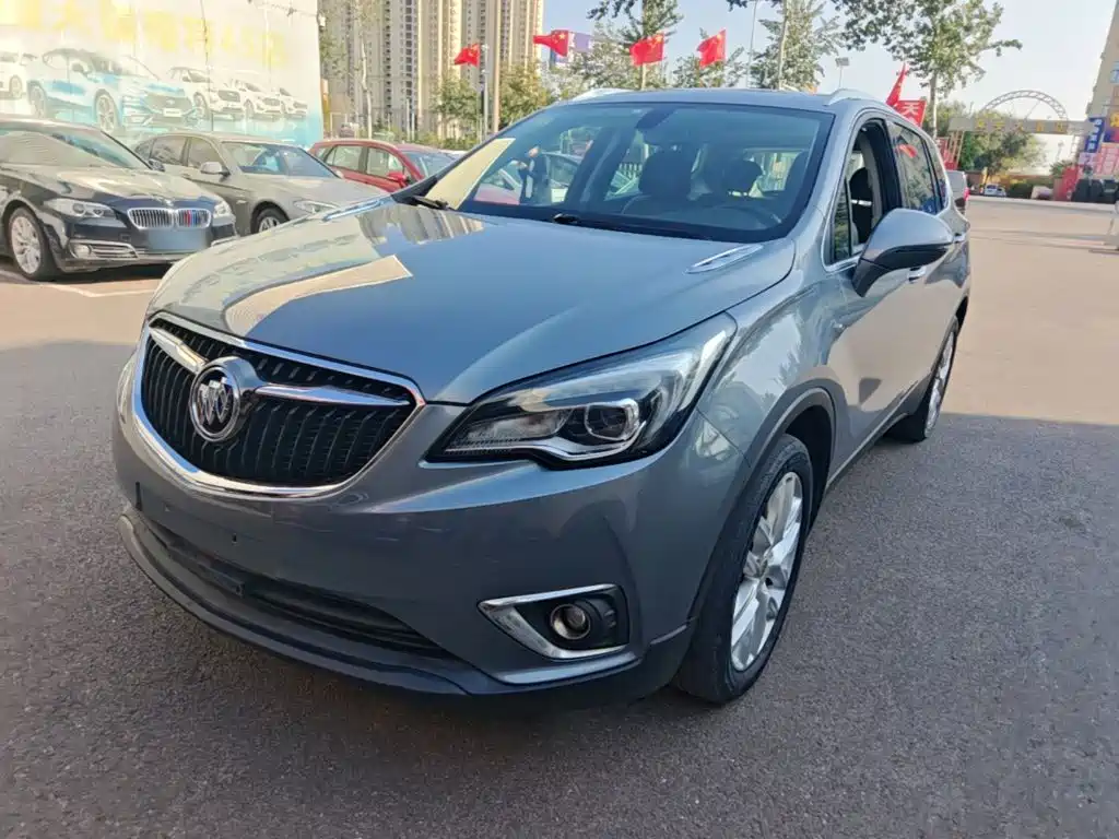 Фото 1 - Buick Envision Plus