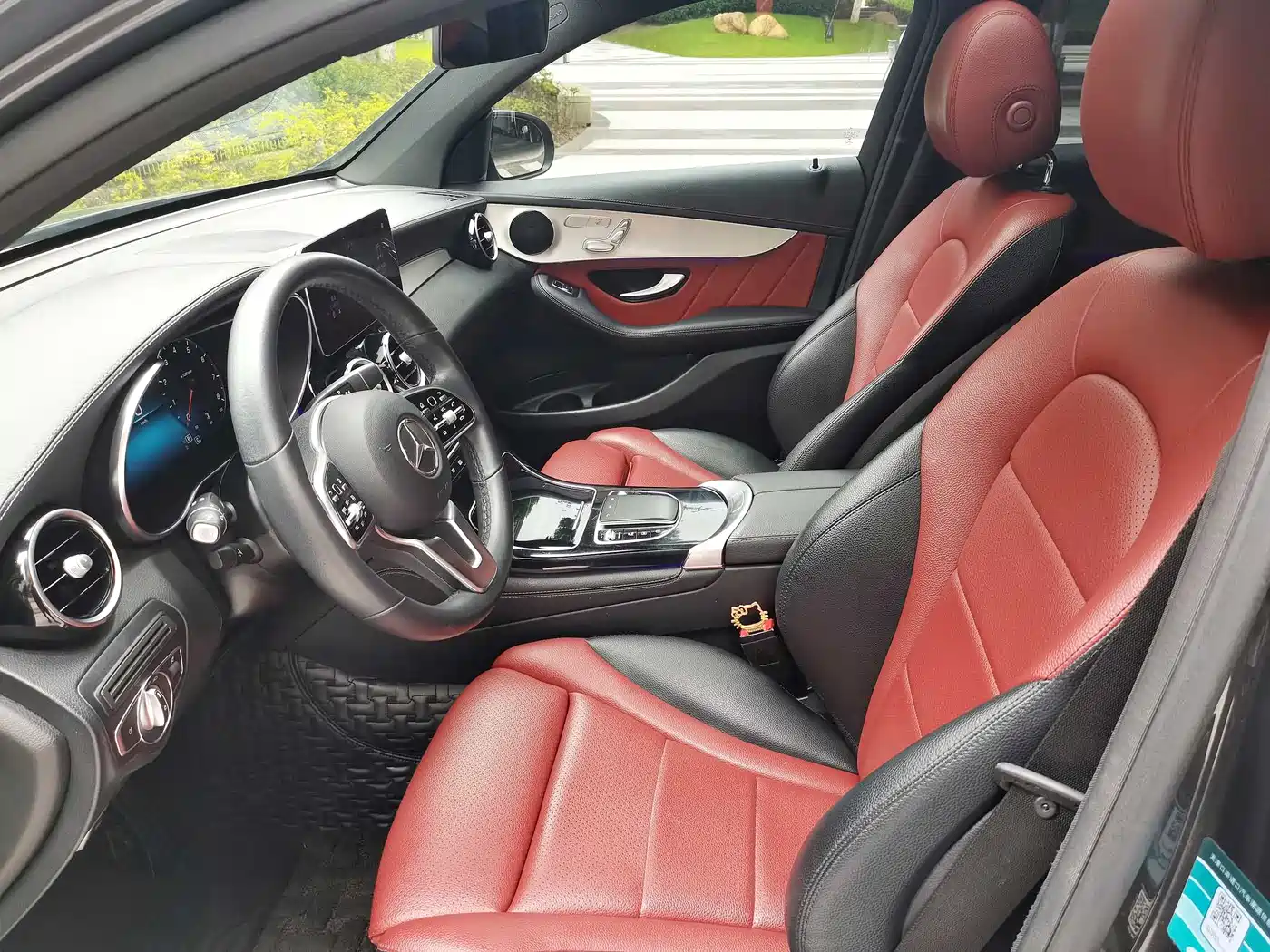 Mercedes-Benz GLC Coupe 2021 GLC 260 4MATIC Coupe SUV фото 15