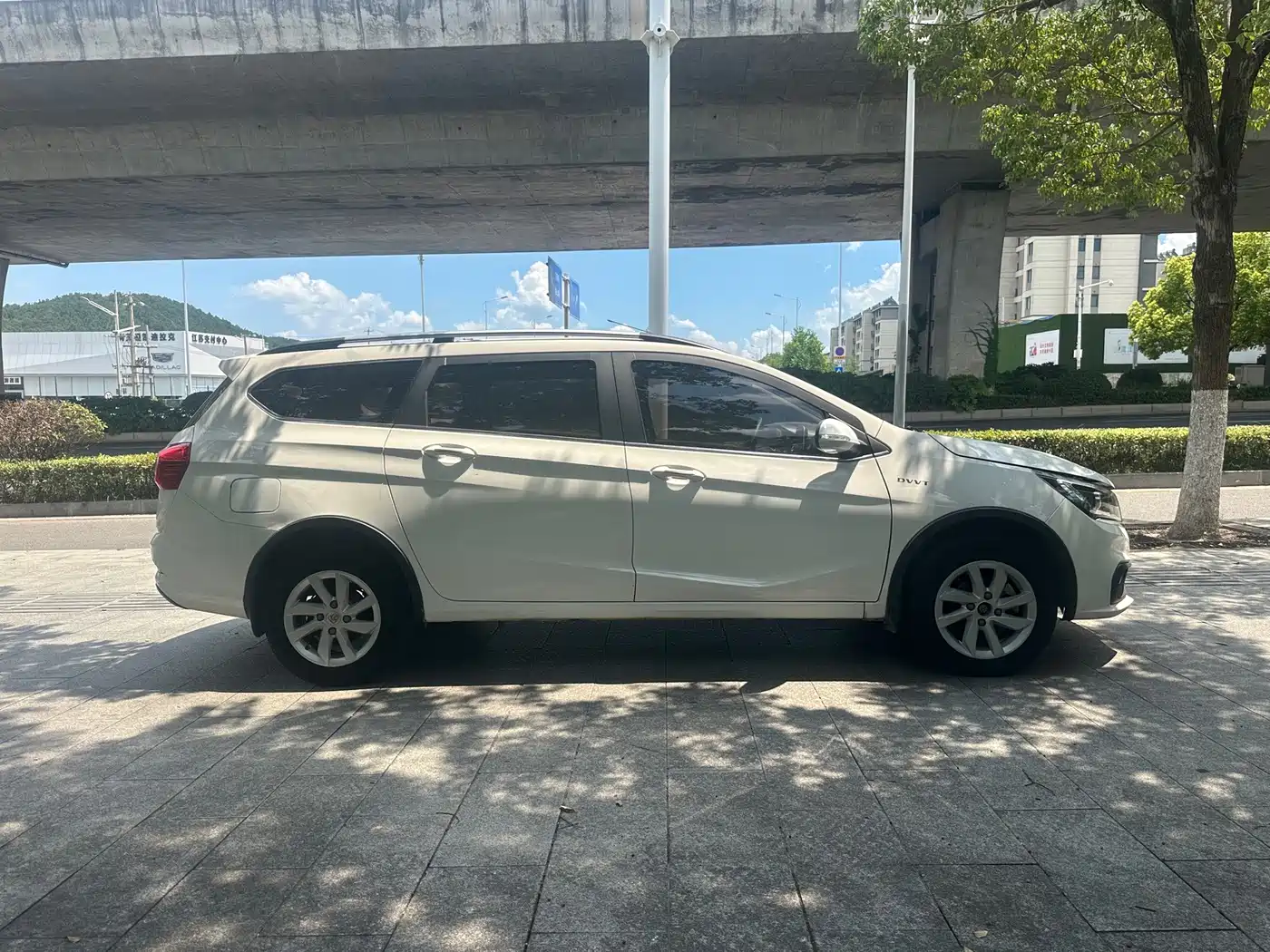 Baojun 310W 2017 2017 1.5L Manual Fashion Edition (China V)
