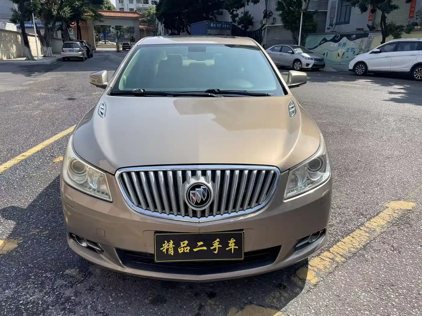 Buick LaCrosse 2012 2.4L SIDI Premium Edition фото 2