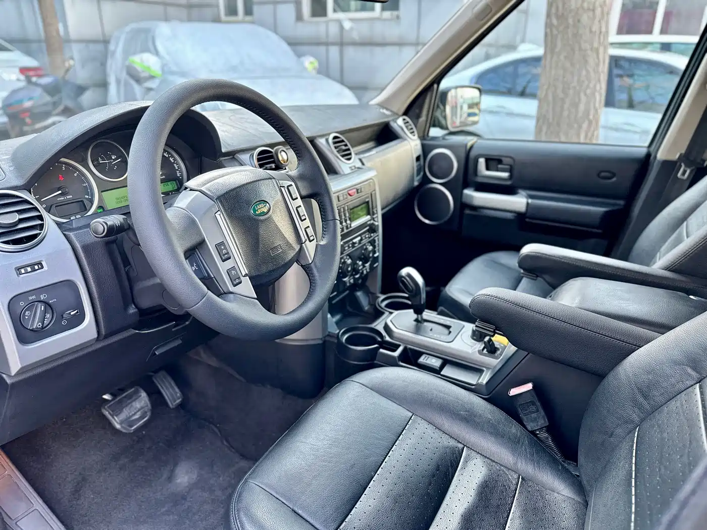 Land Rover Discovery 2005 Model 4.4 V8 HSE фото 18