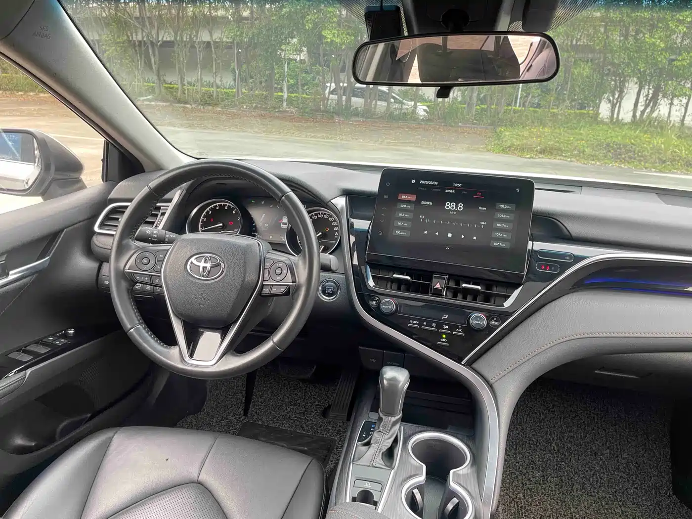 Toyota Camry 2023 2.0G Luxury Edition фото 11