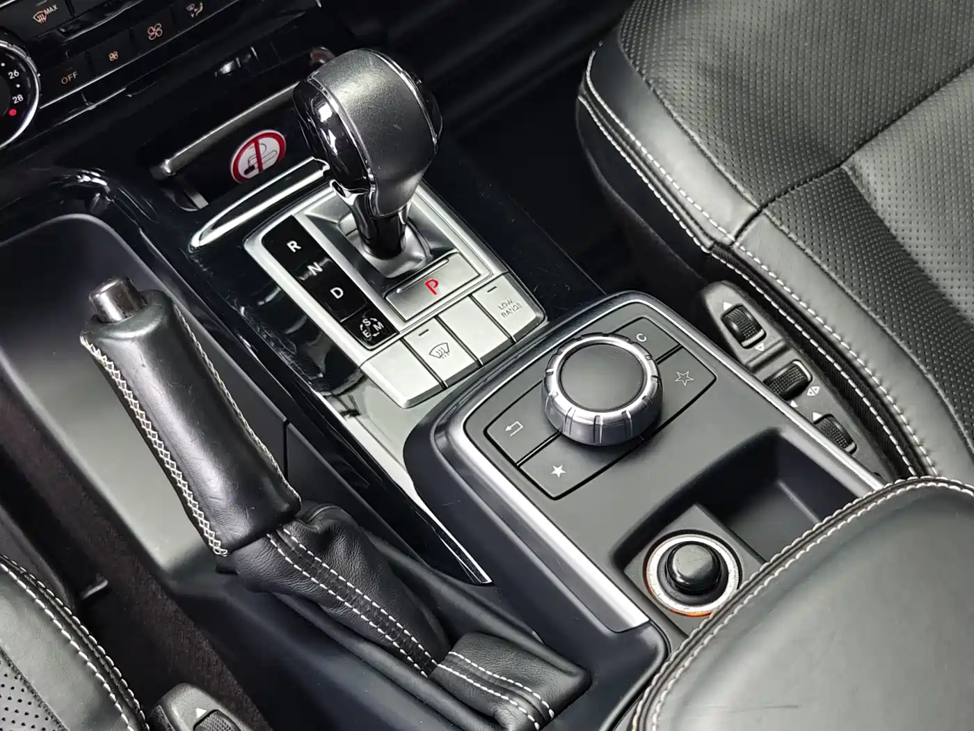 Mercedes-Benz G-Class 2016 G 500 фото 13