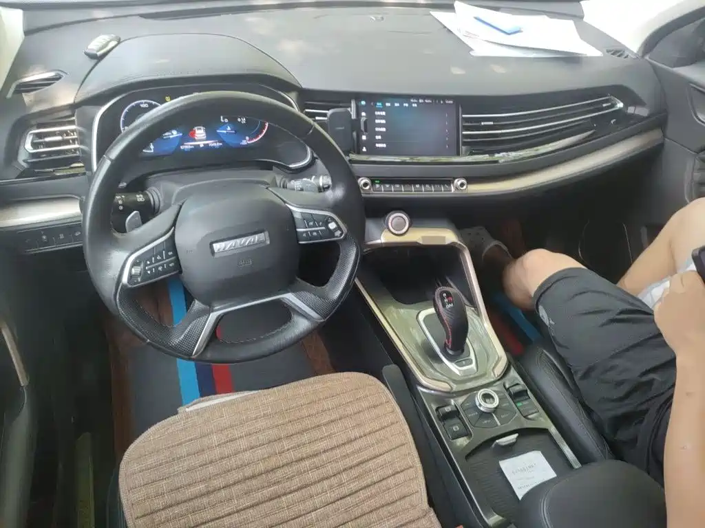 Фото 6 - Haval H6